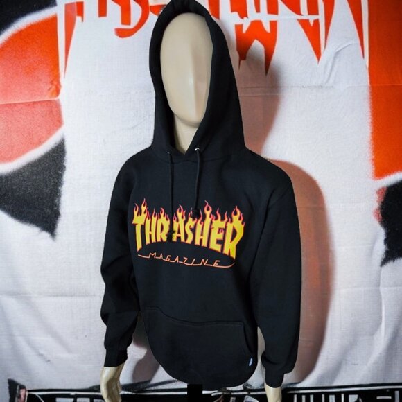 NWOT THRASHER MAGAZINE ( M ) Flame Logo Crewneck Pullover Hoodie - Picture 6 of 7